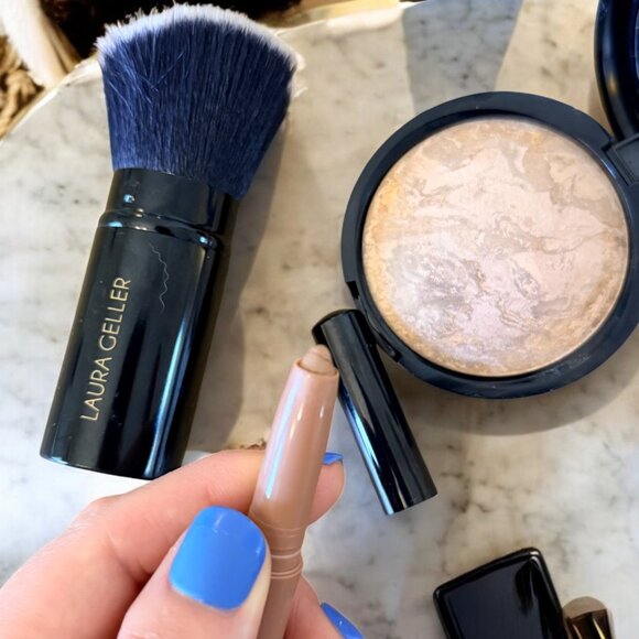 Laura Geller New Beauty Bundle Brush Eyeliner Balance N Brighten Foundation - Picture 4 of 7